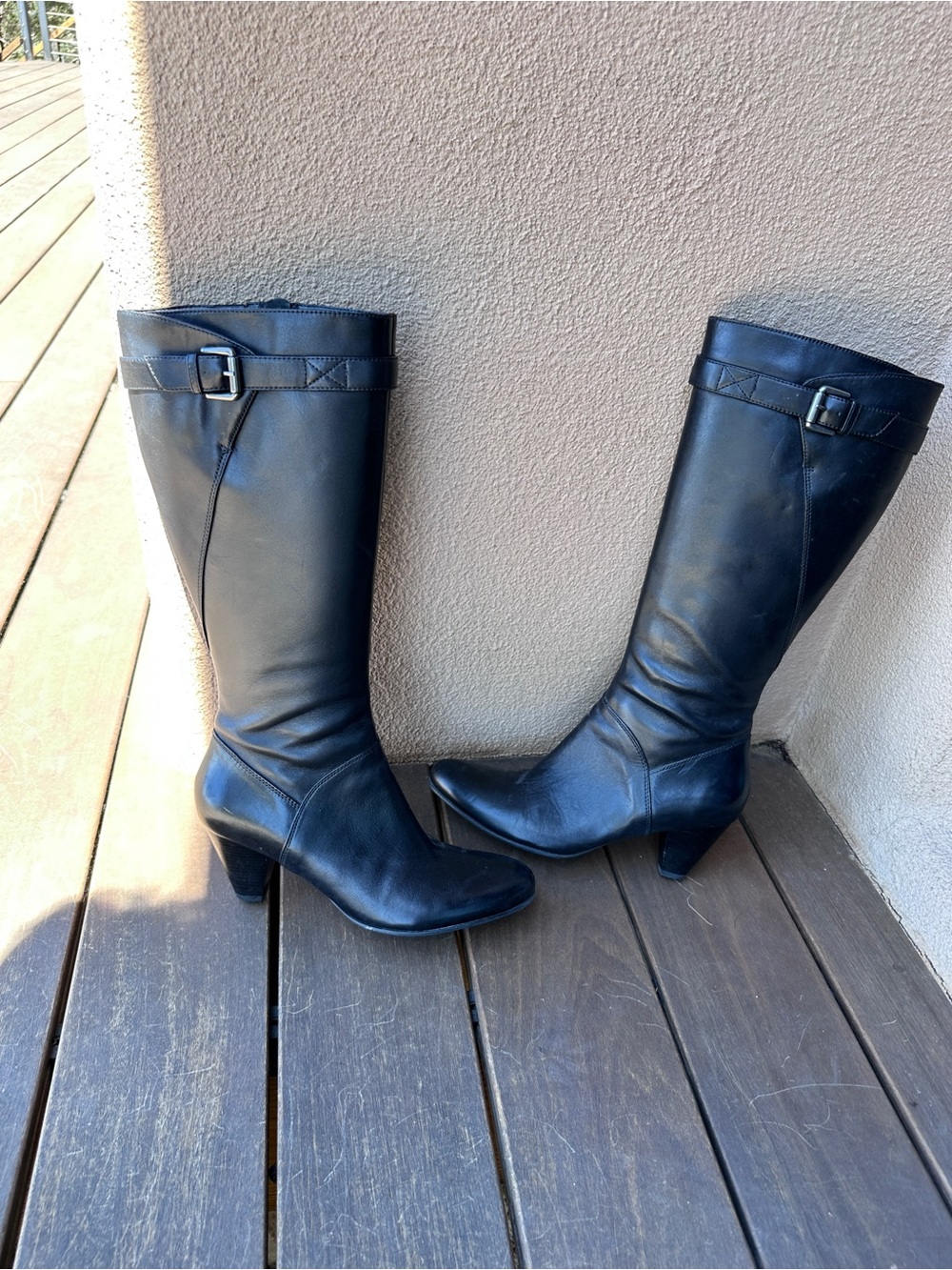 Ecco Black Leather Mid-Heel Knee Boots with Buckle Accent